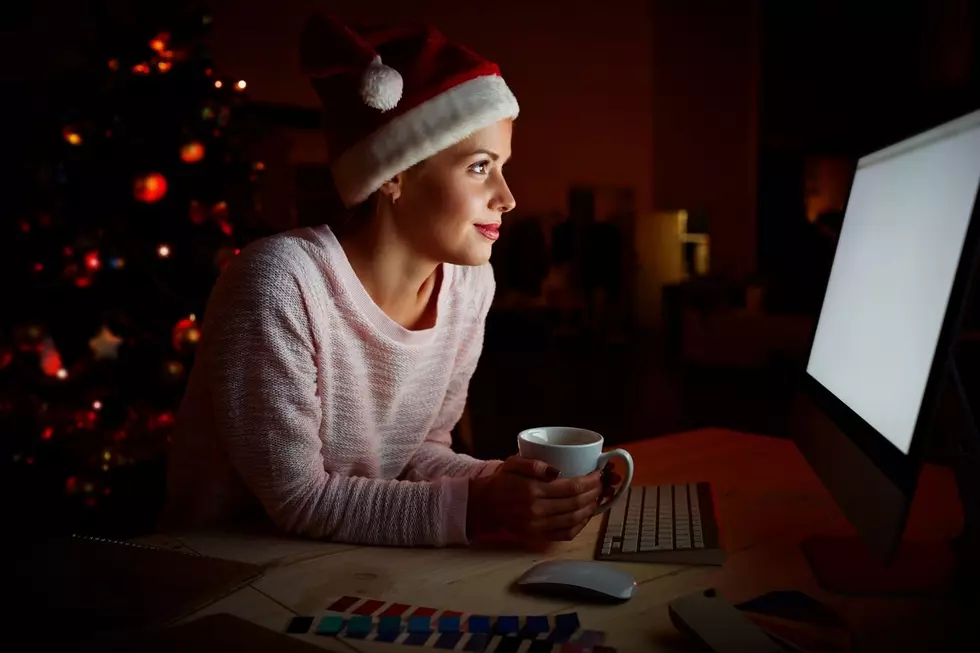 Rockford Christmas Lovers – Get Paid $2,500 to Watch 25 Holiday Movies in 25 Days