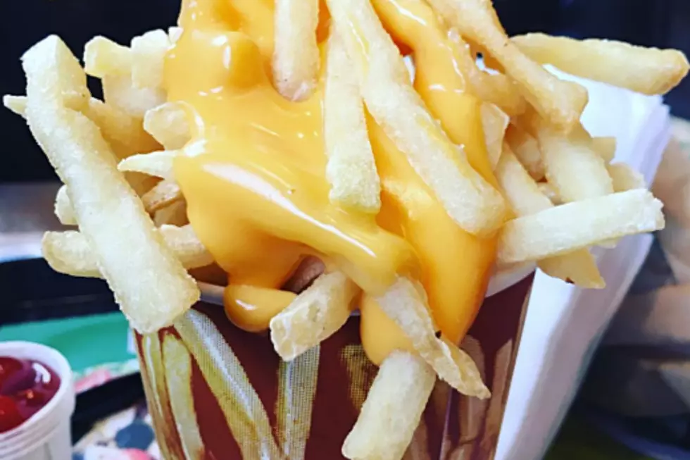 Beef-a-Roo Cheddar Fries