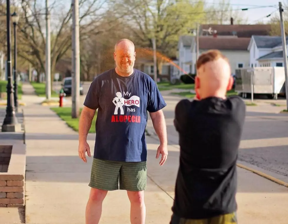 Illinois Dad Gets Voluntarily Tortured to Support Son