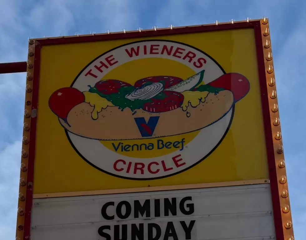 Chicago Hot Dog Joint Takes Shot at Rams Ahead of Bears Game