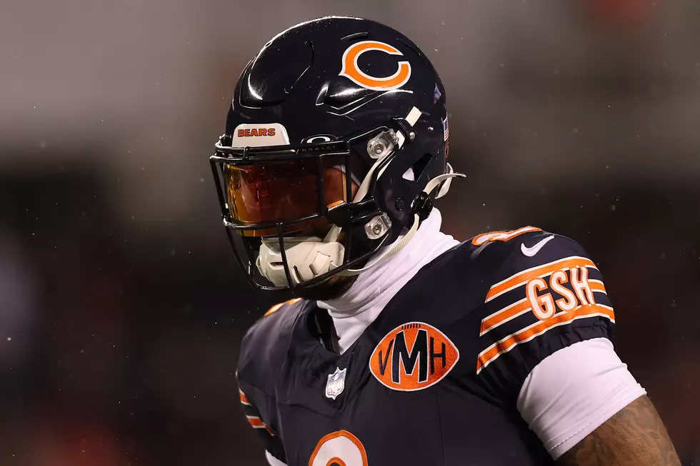 DJ Moore Sneaks Packers Jab Into Goodbye to Bears Fans